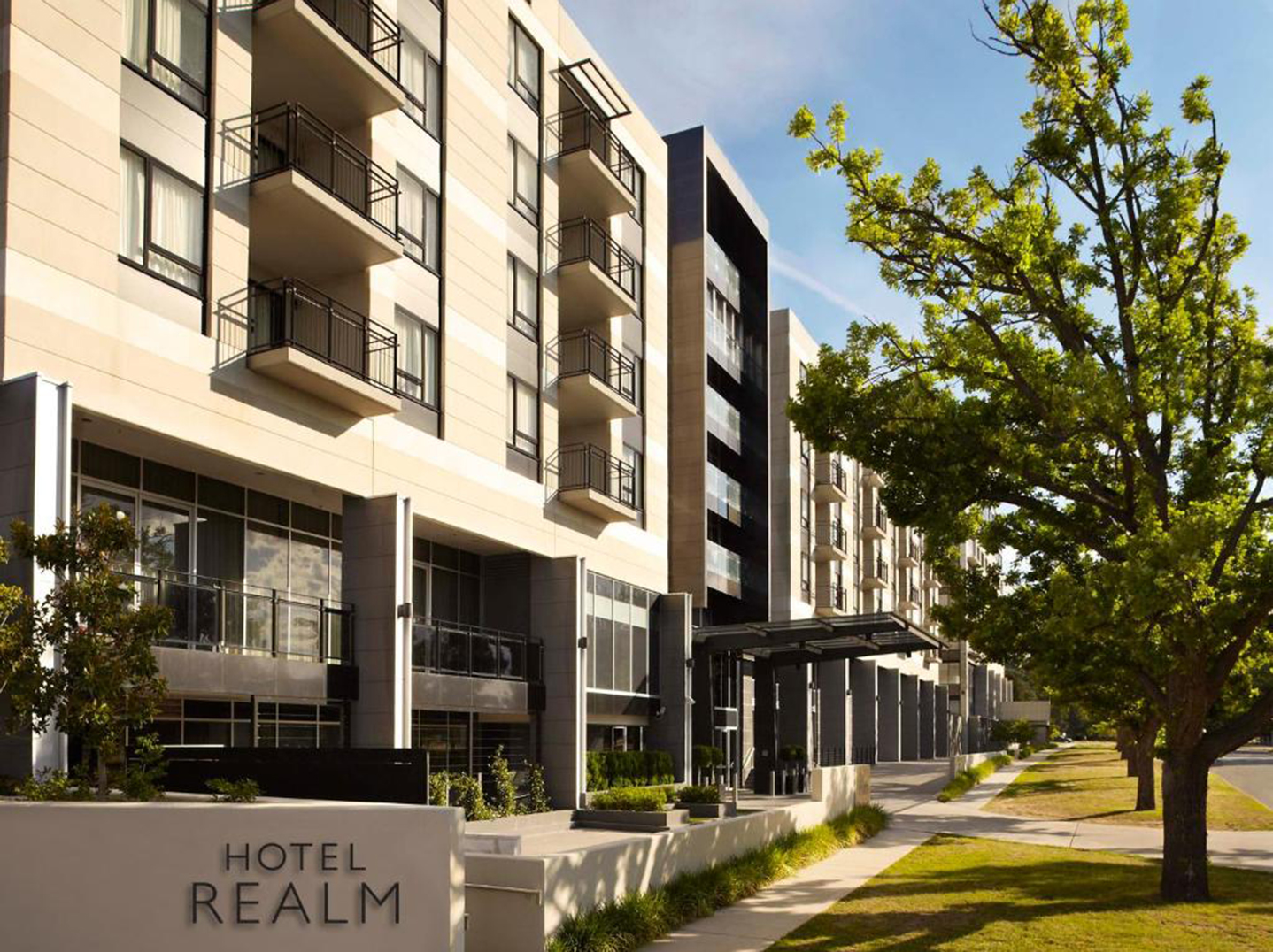 Explore Canberra’s Boutique Hotels: Personalized Service and Unique Style